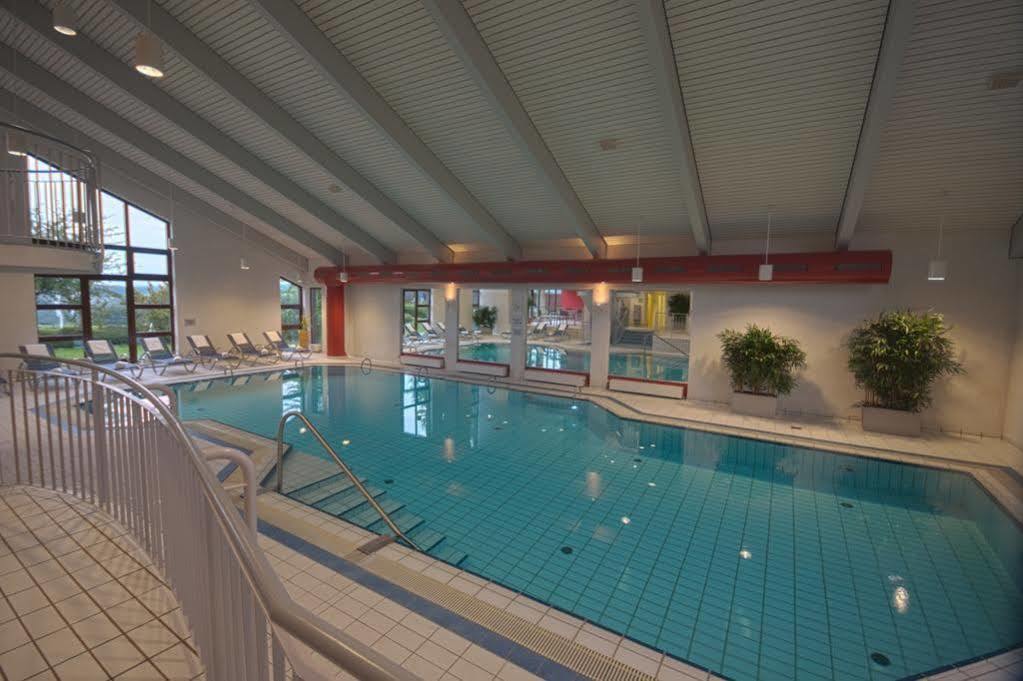 Trans World Hotel Kranichhoehe Much Zewnętrze zdjęcie