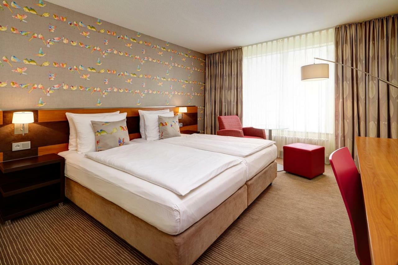 Trans World Hotel Kranichhoehe Much Zewnętrze zdjęcie