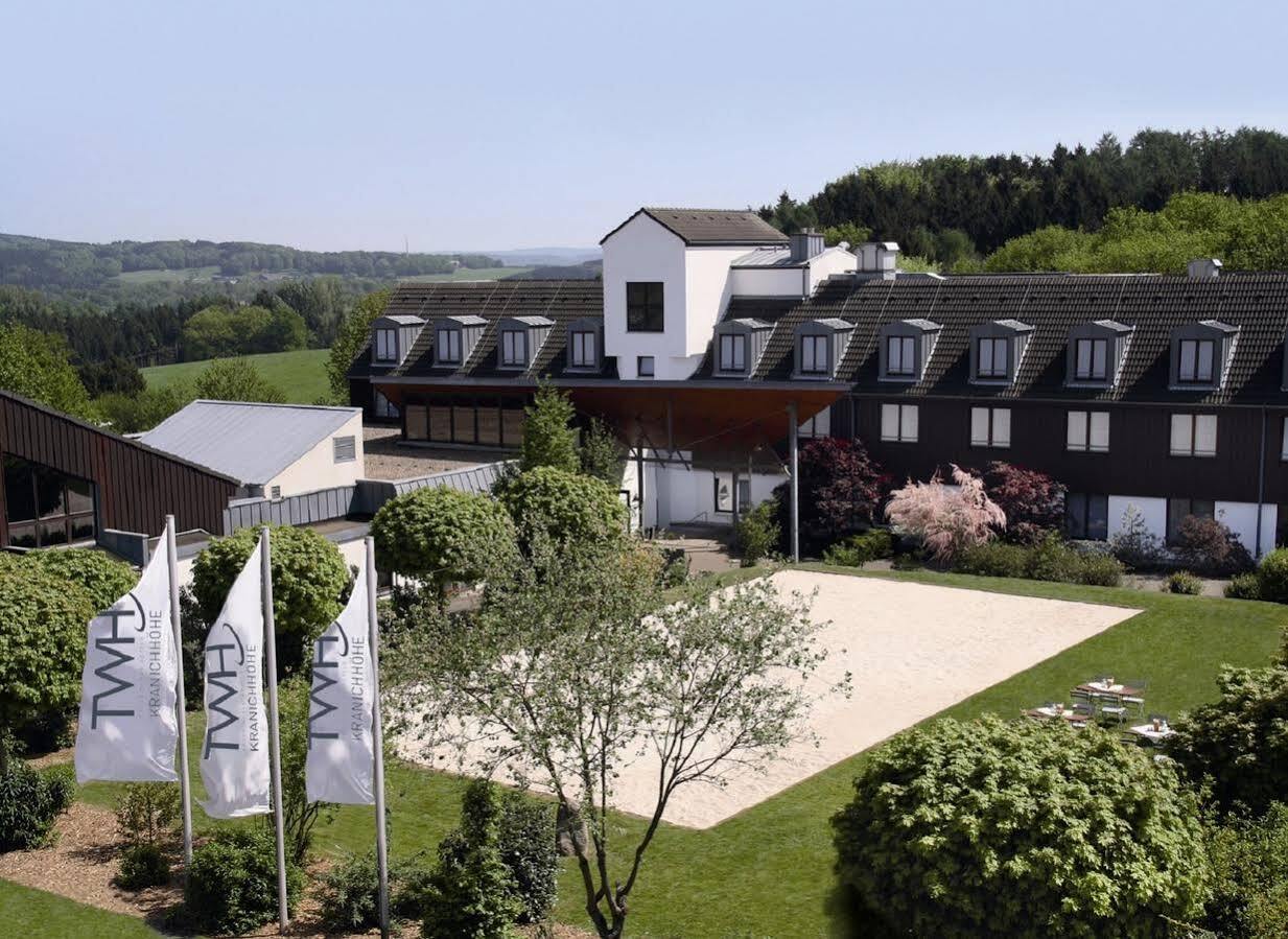 Trans World Hotel Kranichhoehe Much Zewnętrze zdjęcie